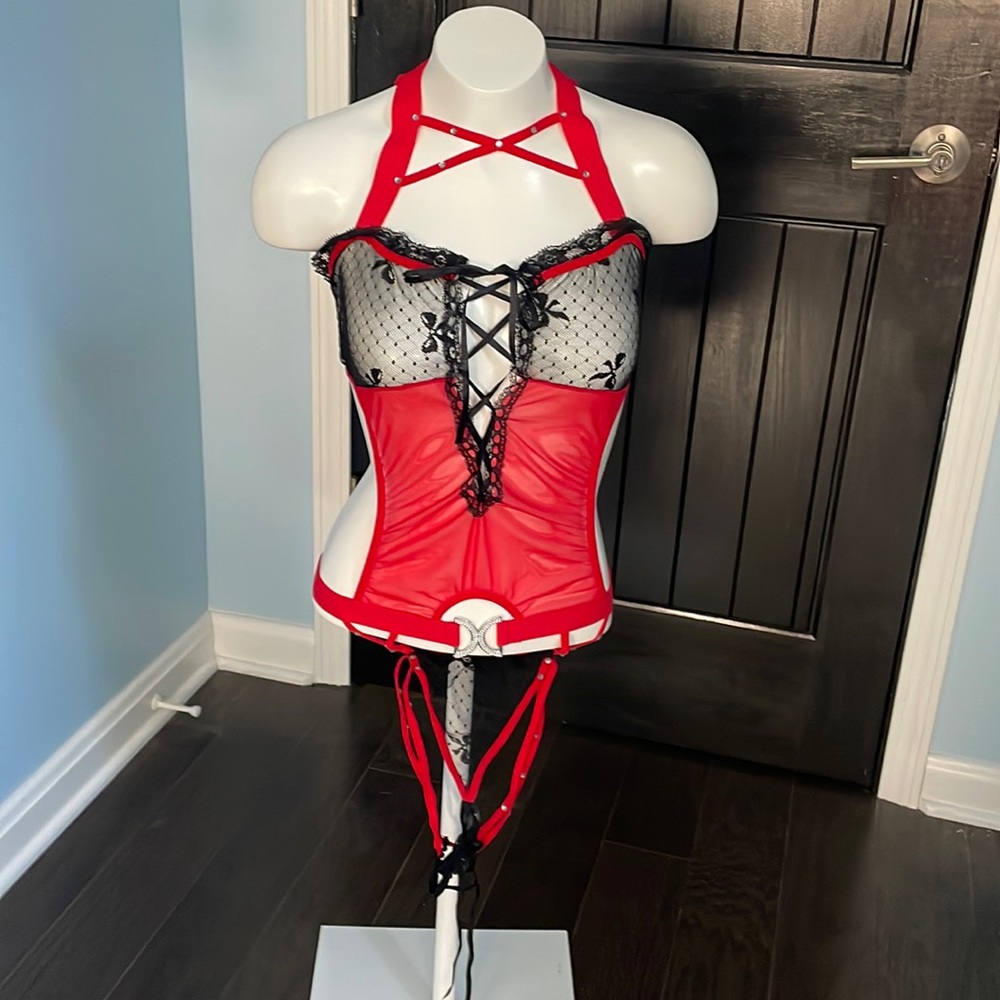 Sexy lingerie piece—very forgiving material. The only tag is in the photo.